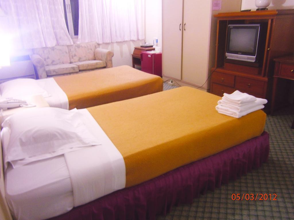 Lopburi Inn Hotel Pokój zdjęcie