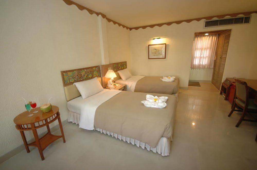 Lopburi Inn Hotel Zewnętrze zdjęcie